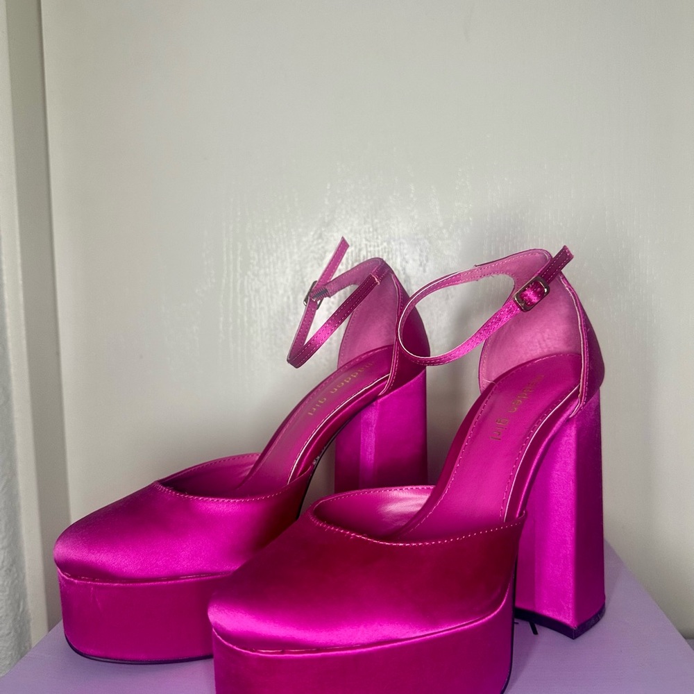 Madden Girl Magenta Dion Platform Heels